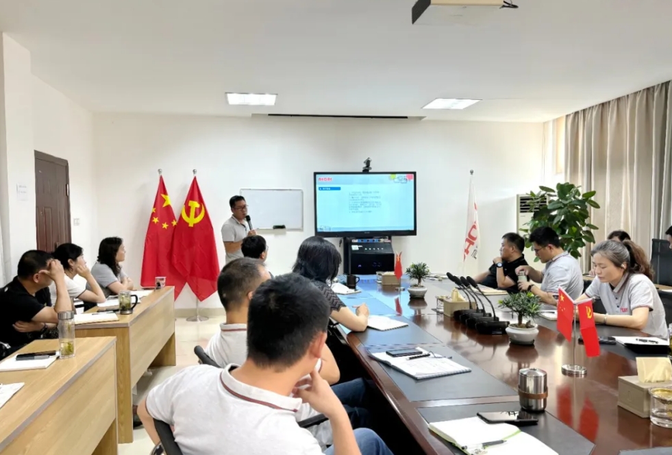 換季傳新，砥礪前行丨得潤電氣2024年輪值總裁交接儀式圓滿完成